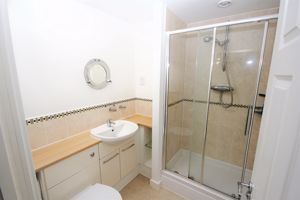 En-Suite- click for photo gallery